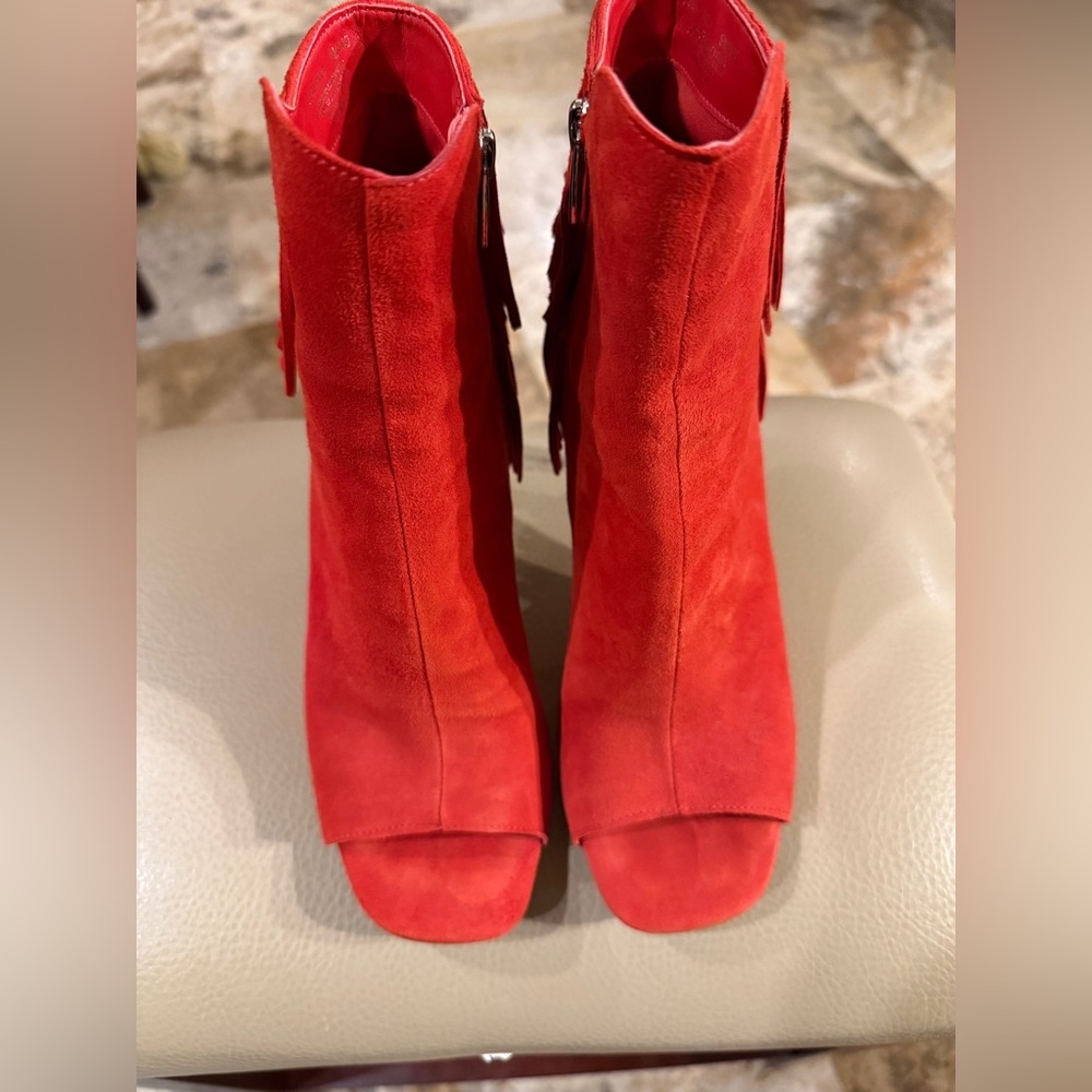 VINCE CAMUTO Red Fringed Padded Amenala Open Toe Stiletto Zip-Up Leather Boot